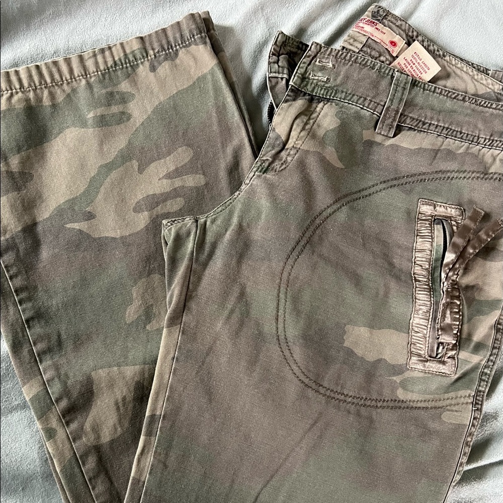 Women’s army pants